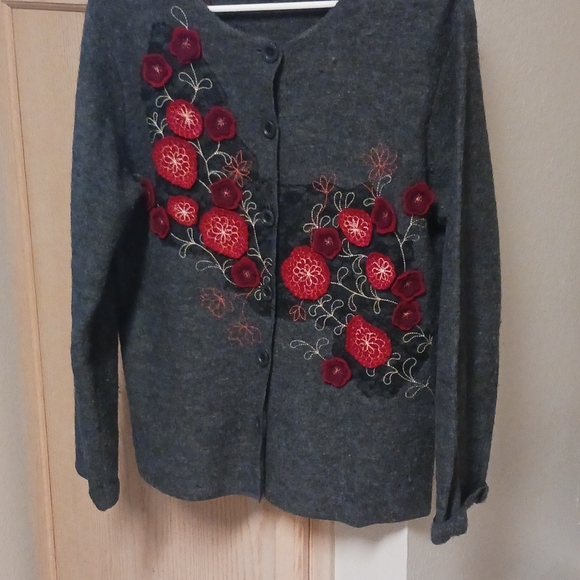 Susan Bristol Gray Cardigan with Red Floral Embroidery - Picture 3 of 11